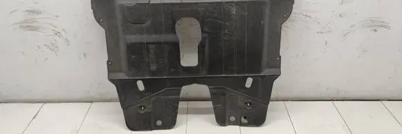 Fiat Tipo Engine splash shield/under tray 