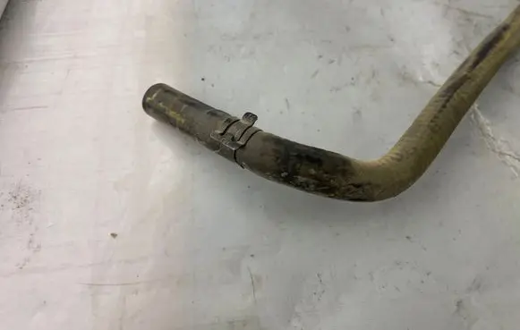 Seat Ibiza IV (6J,6P) Fuel line pipe 6R0122447AB