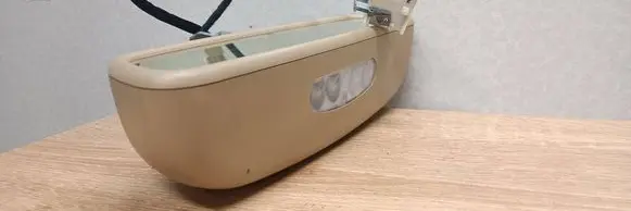 Rear view mirror (interior)
