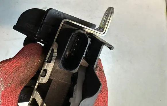 Seat Ibiza V (KJ) Tailgate lock latch 6F0827505 SG71TM