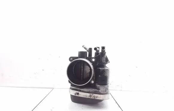 Volkswagen Golf V Throttle valve A2C53093430 06A133062AT