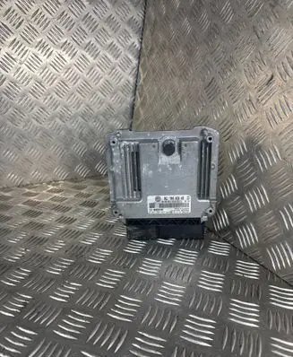 Volkswagen Tiguan Engine control unit/module 06J906026AB 06J906026D 0261S04054