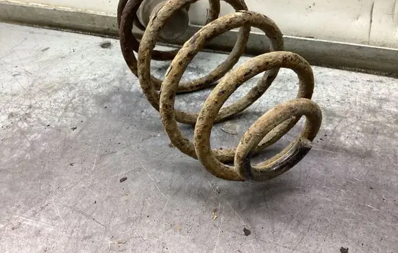Audi A6 S6 C5 4B Rear coil spring