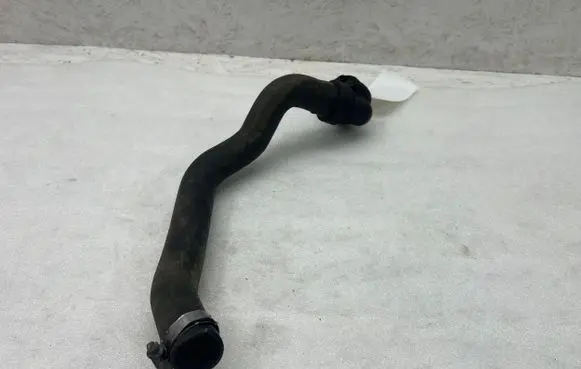 Peugeot 3008 II Engine coolant pipe/hose 9812441880