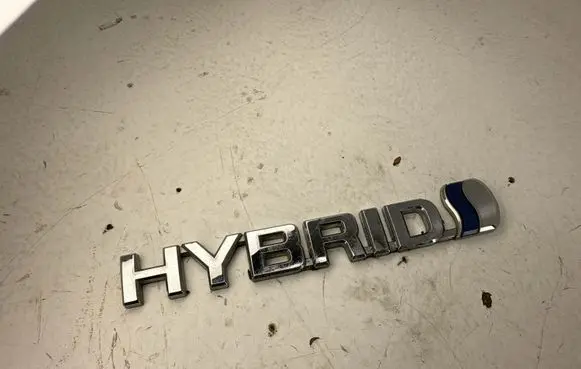 Toyota Auris E180 Other badges/marks 