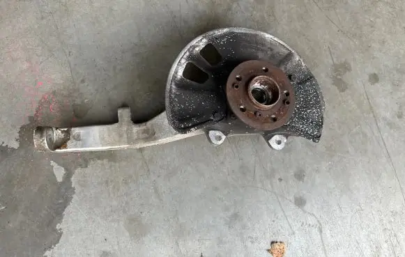Mercedes-Benz GLE (W166 - C292) Front wheel hub 16610