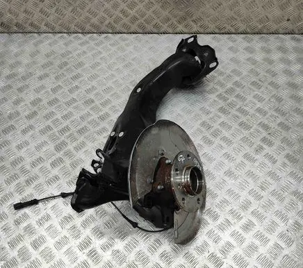 BMW 2 F44 Rear wheel hub 8842879