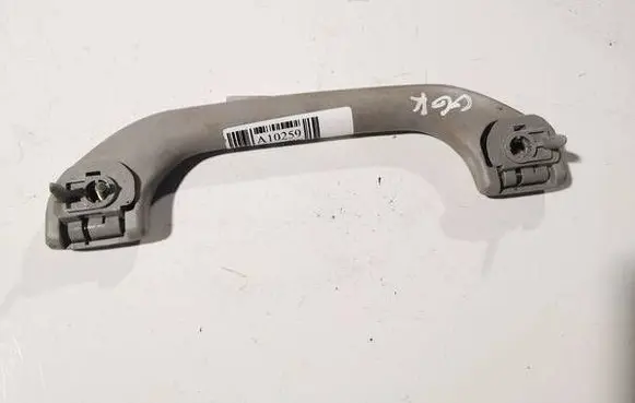 Mitsubishi Pajero Rear interior roof grab handle