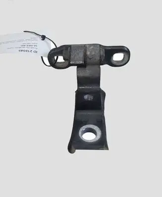 Volvo V60 Front door lower hinge