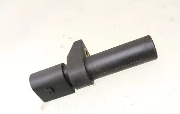 Mercedes-Benz C W204 Crankshaft position sensor 0031532828