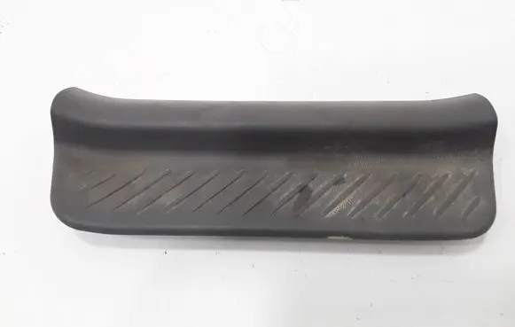 Mazda 3 I Rear sill trim cover