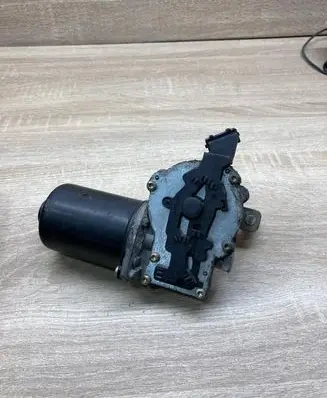 Volvo V70 Wiper motor 09151848 404775