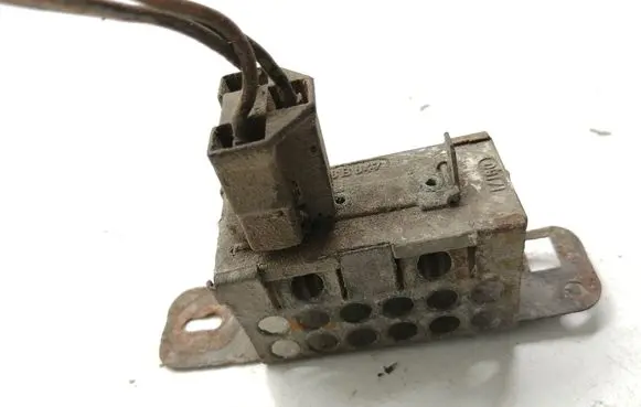 Ford Transit Heater blower motor/fan resistor 18B647