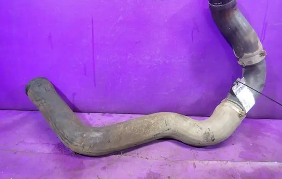 Intercooler hose/pipe