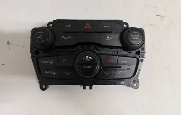 Dodge Challenger Climate control unit P68188878AB 82960149