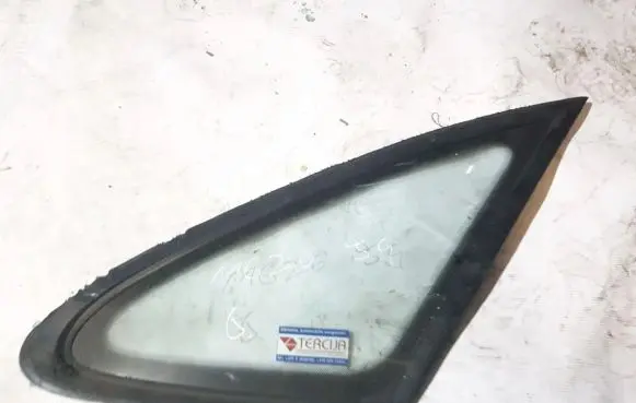 Mazda 626 Rear side window