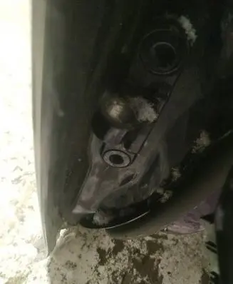 BMW 5 GT F07 Rear door lower hinge 