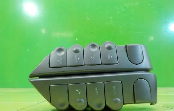 SsangYong Rodius Other switches/knobs/shifts 37A230018 15AB18