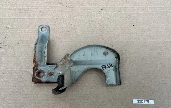 Nissan King Cab, Navara Other front door trim element 806792S400