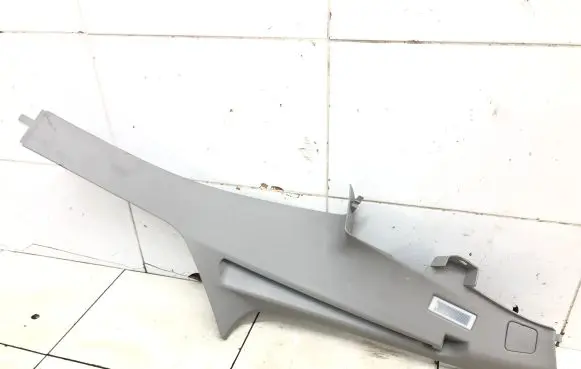 BMW 3 F30 F35 F31 (D)pillar trim (top) 7240687 51437240687