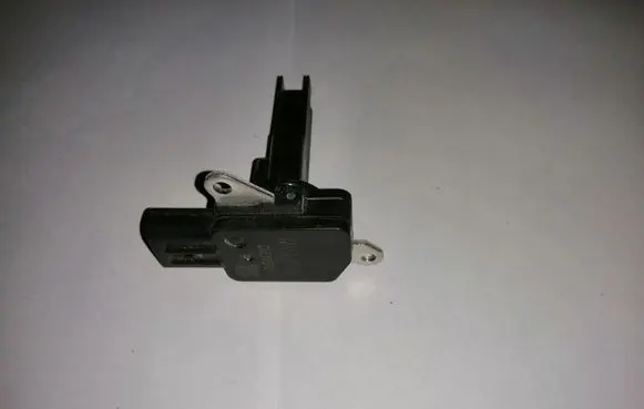 Toyota Yaris Mass air flow meter 222040V020 1974005380 011043