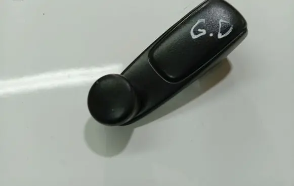 Peugeot 407 Front door window winding handle 9639828877