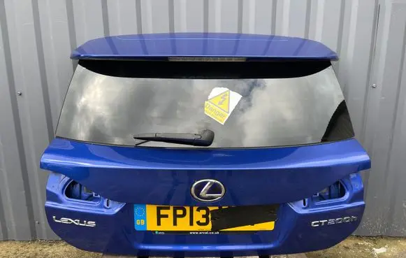 Lexus CT 200H Tailgate/trunk/boot lid