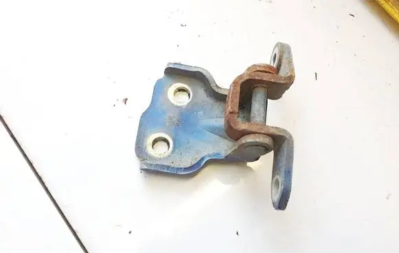Suzuki Ignis Front door upper hinge
