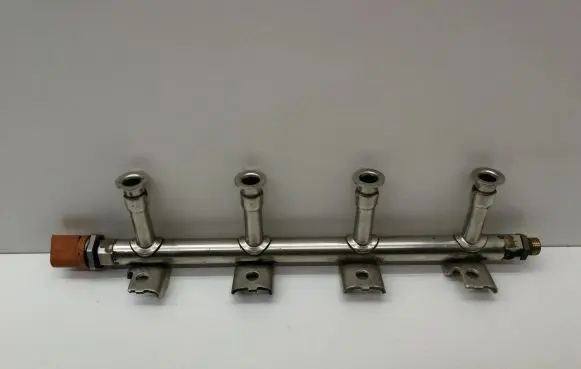 Seat Ibiza IV (6J,6P) Fuel main line pipe 03F133320C