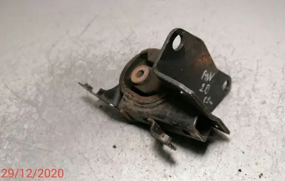 Toyota Avensis T220 Engine mount bracket 1237228110
