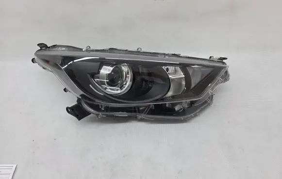 Toyota Yaris XP210 Headlight/headlamp K0-6EU SPK0-6EU