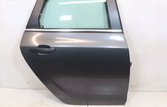 Opel Astra J Rear door