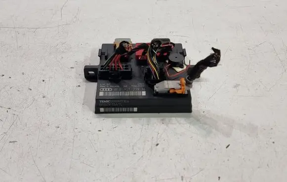 Audi A4 S4 B7 8E 8H Comfort/convenience module 8E0907279N