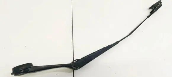 Ford Focus Front wiper blade arm BM5117526BB