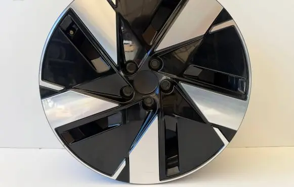 Volvo XC40 R19 alloy rim 32294212