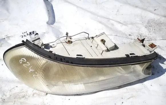 Ford Mondeo MK II Headlight/headlamp 1305235441