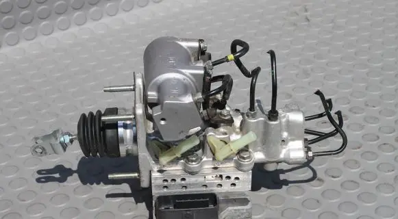 Toyota RAV 4 (XA50) ABS Pump TOYOTA4721042150 4721042150 4727047030