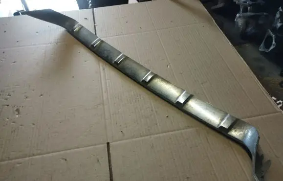 Jeep Grand Cherokee (WK) Front bumper lower grill