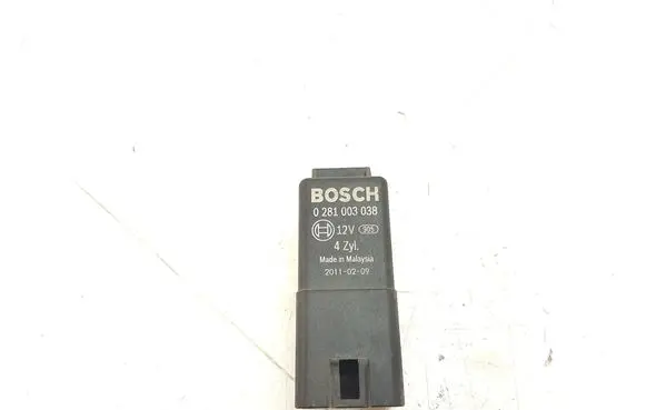 Volkswagen Caddy Glow plug pre-heat relay 0281003038 038907281D