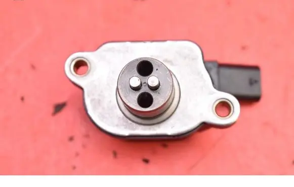 Skoda Octavia 985 Sensor 04E906048A