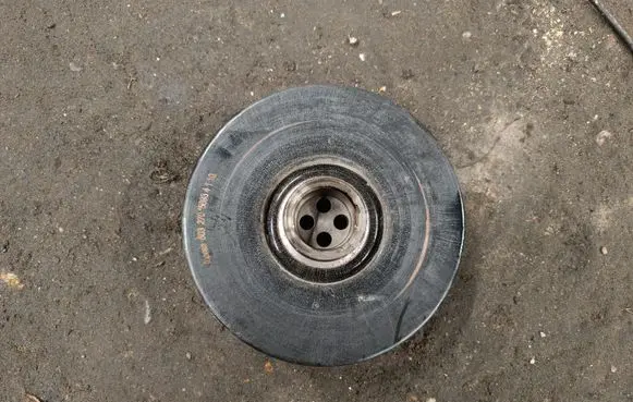 BMW 3 E90 E91 Crankshaft pulley 