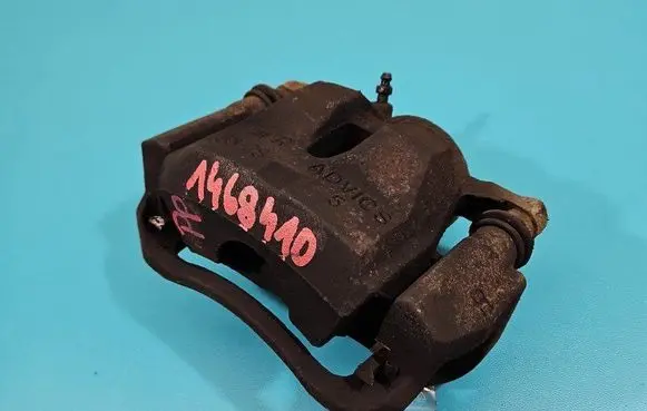 Toyota RAV 4 (XA30) Front brake caliper IMPRK1468410