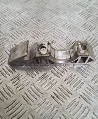 Porsche Cayenne (92A) Engine mounting bracket 7L0411063B
