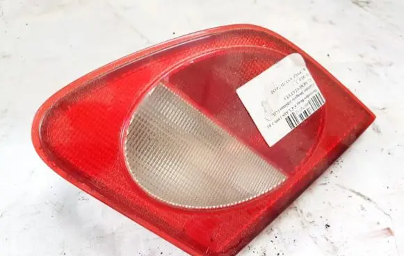 Mercedes-Benz E W210 Tailgate rear/tail lights