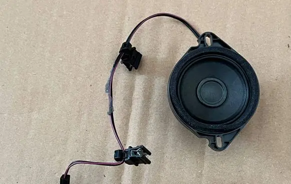Panel speaker