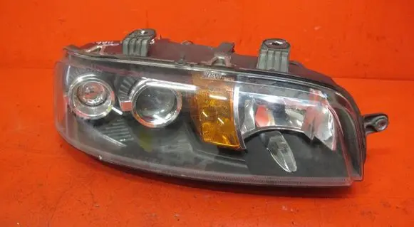 Fiat Punto (188) Headlight/headlamp