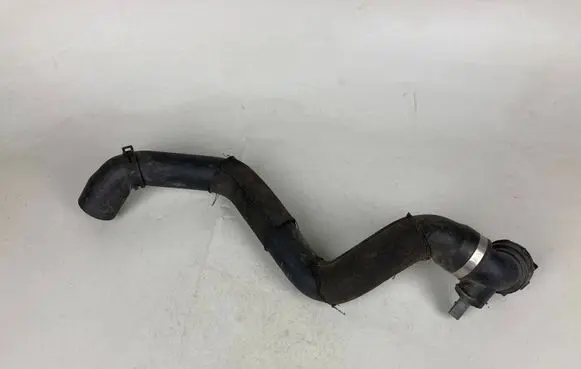 Audi A8 S8 D4 4H Engine coolant pipe/hose 4H0121055AB