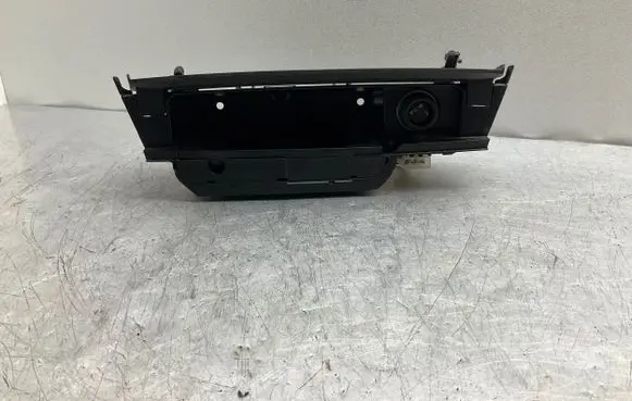BMW 7 F01 F02 F03 F04 Car ashtray 9119317