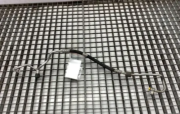 Mercedes-Benz GLK (X204) Air conditioning (A/C) pipe/hose A2048304816