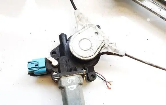 Honda FR-V Rear door window regulator motor